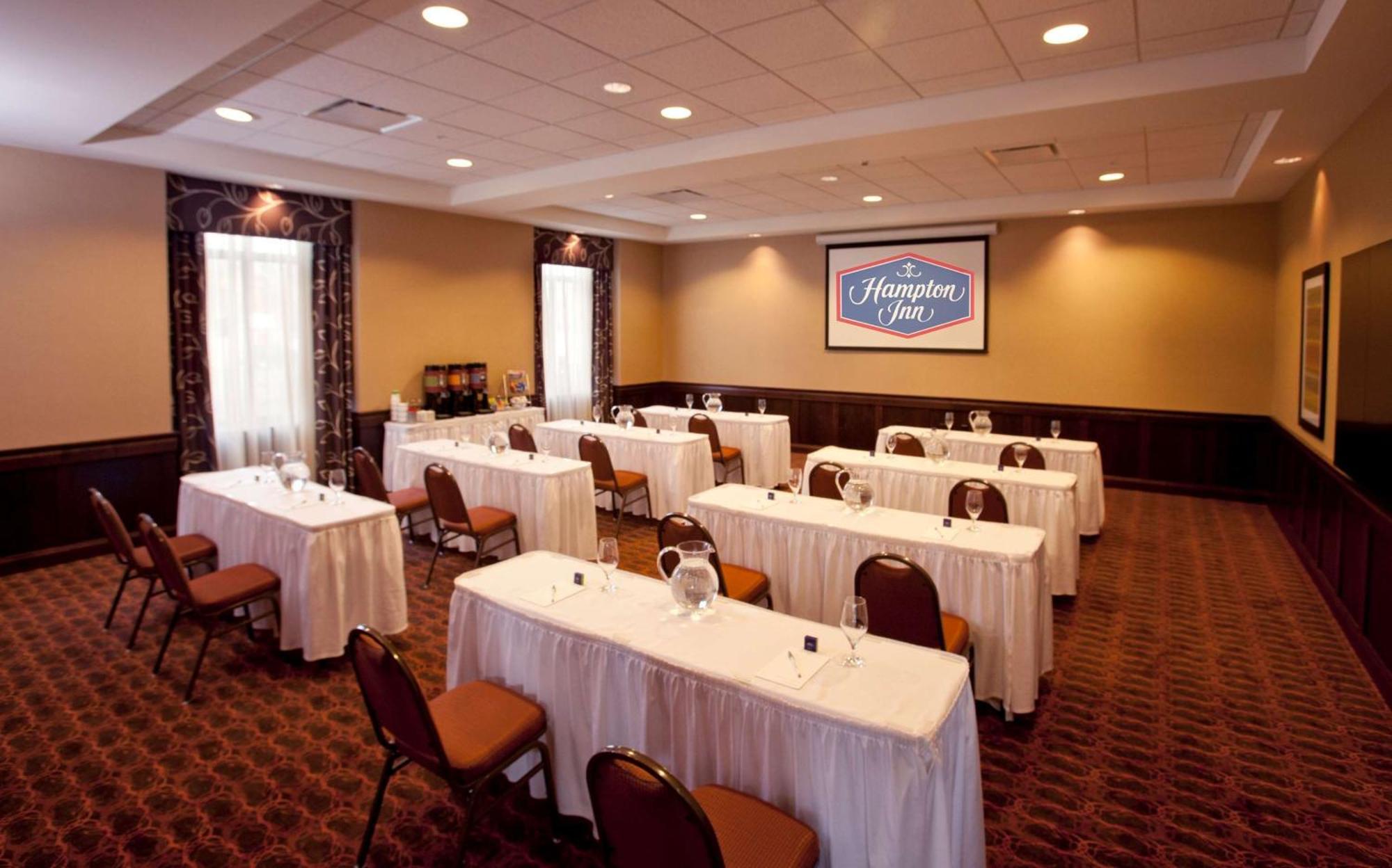 Hampton Inn Marquette-Waterfront Exteriér fotografie