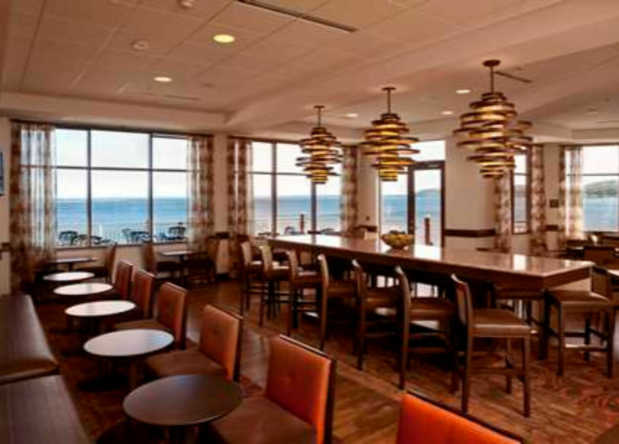 Hampton Inn Marquette-Waterfront Exteriér fotografie