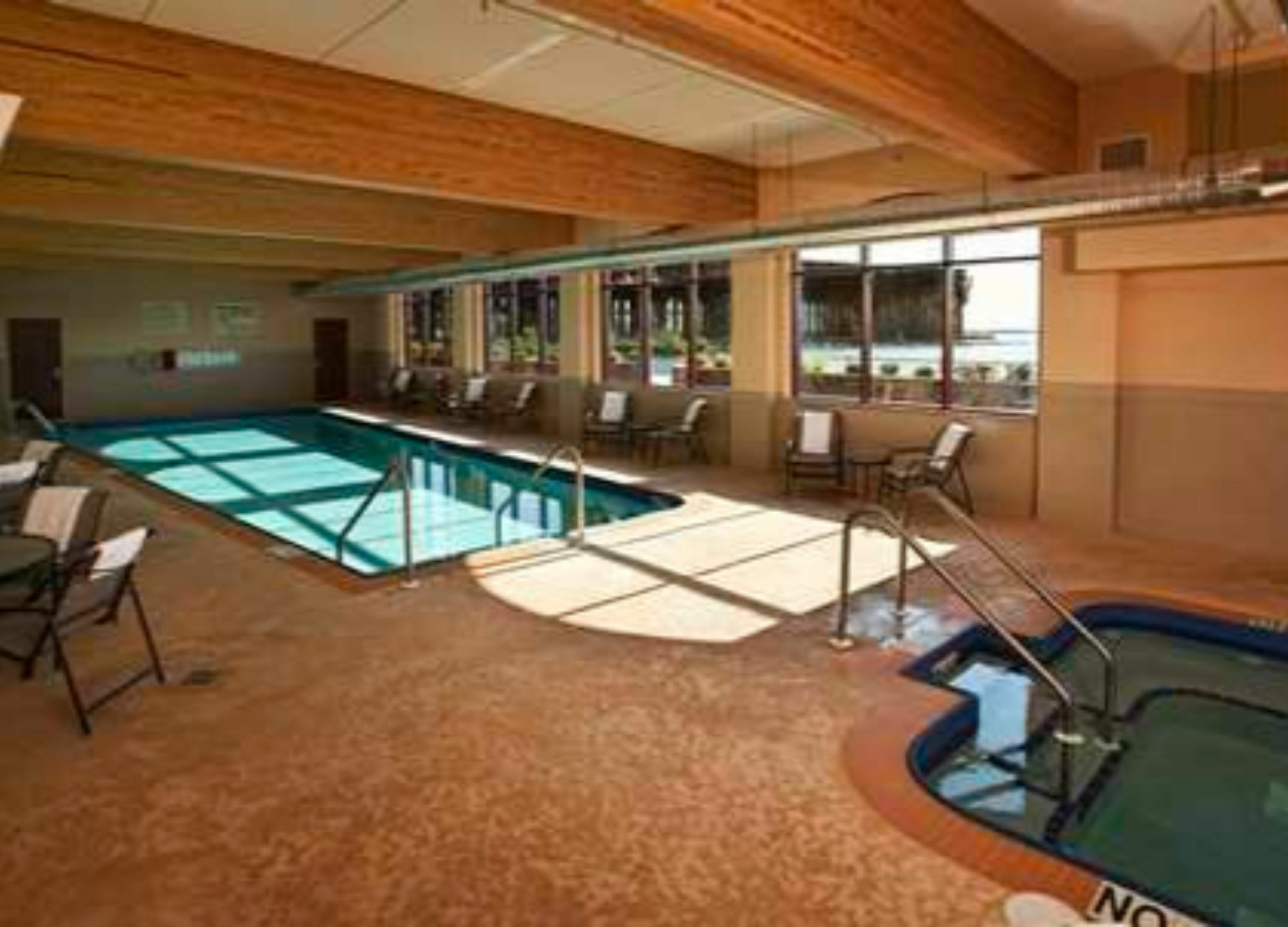 Hampton Inn Marquette-Waterfront Exteriér fotografie